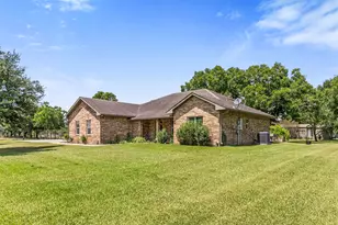 7909 Powerline Rd, Richmond, TX 77469 - Photo 2