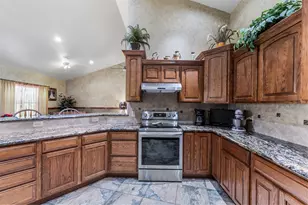 7909 Powerline Rd, Richmond, TX 77469 - Photo 6