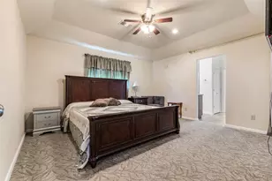 7909 Powerline Rd, Richmond, TX 77469 - Photo 14
