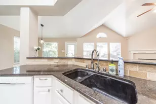 3114 Glenwood Dr, Pearland, TX 77584 - Photo 16
