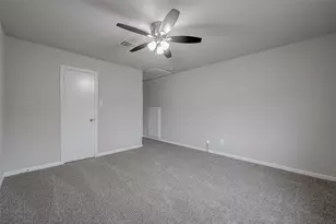 919 Mockingbird Way, Sugar Land, TX 77478 - Photo 32