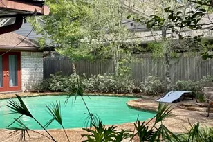 2310 Brooktree Dr, Houston, TX 77008 - Photo 34