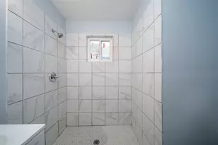 3120 Stonewall St, Houston, TX 77020 - Photo 6