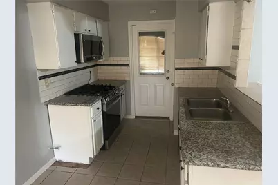 15818 Willbriar Lane, Houston, TX 77489 - Photo 10