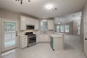 10 Hancock St, Conroe, TX 77301 - Photo 12