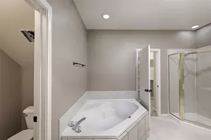 10 Hancock St, Conroe, TX 77301 - Photo 18