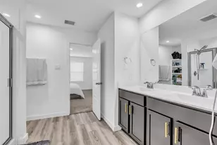 3227 Creston Gate Dr, Houston, TX 77047 - Photo 18