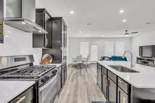3227 Creston Gate Dr, Houston, TX 77047 - Photo 12