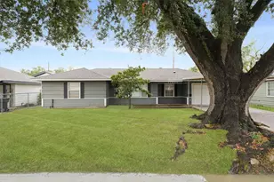 11301 O'Donnell Dr, Houston, TX 77076 - Photo 2