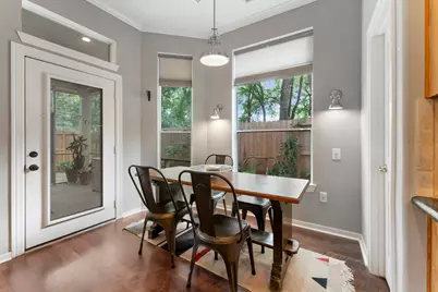 74 Shannon Green Court, The Woodlands, TX 77384 - Photo 14