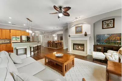 74 Shannon Green Court, The Woodlands, TX 77384 - Photo 16