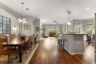 74 Shannon Green Ct, The Woodlands, TX 77384 - Photo 6