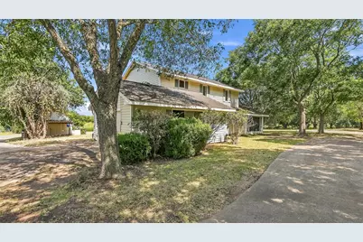 3447 Azalea Street, Brenham, TX 77833 - Photo 4