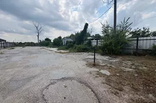 1904 Little York Rd, Houston, TX 77093 - Photo 2