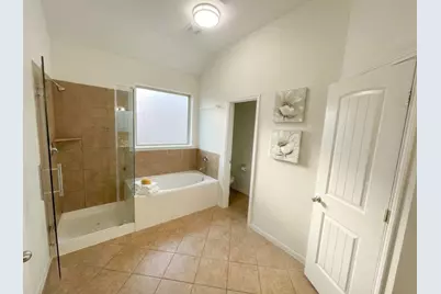 129 Autumn Forest Lane, Conroe, TX 77384 - Photo 8