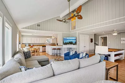 4119 Pirates Alley, Galveston, TX 77554 - Photo 4