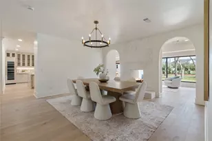 1205 Tall Pines Dr, Friendswood, TX 77546 - Photo 2