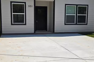 531 Gordy Rd, Bacliff, TX 77518 - Photo 2