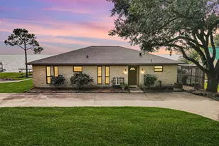 690 Highcrest Dr, Point Blank, TX 77364 - Photo 1