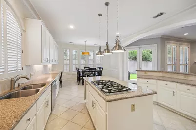 5311 Patrick Henry Street, Bellaire, TX 77401 - Photo 12