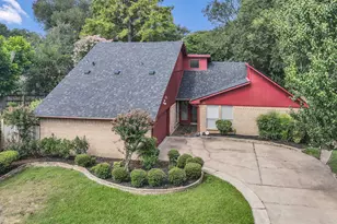 6614 Vialinda Dr, Houston, TX 77083 - Photo 2