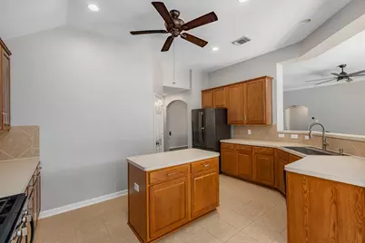 9919 Memorial Crossing Drive, Tomball, TX 77375 - Photo 12