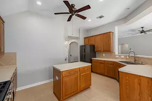 9919 Memorial Crossing Dr, Tomball, TX 77375 - Photo 12