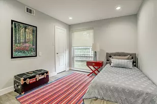 1101 Guinea Dr, Houston, TX 77055 - Photo 18