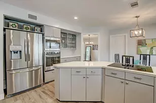 1101 Guinea Dr, Houston, TX 77055 - Photo 12