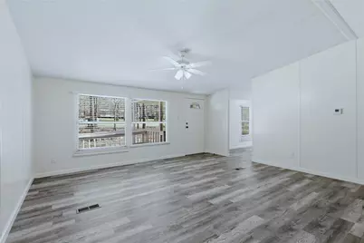 4484 Grand Oaks Drive, Willis, TX 77378 - Photo 8