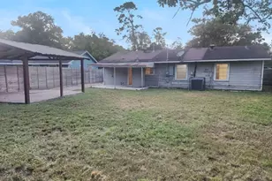 9010 Sultan Dr, Houston, TX 77078 - Photo 2