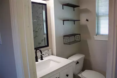 1323 E 32nd 1/2 Street, Houston, TX 77022 - Photo 8