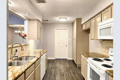 22619 Deville Drive, Katy, TX 77450 - Photo 10