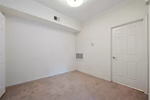 2255 Braeswood Park Dr, Houston, TX 77030 - Photo 18
