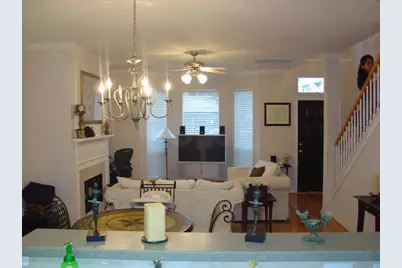 2108 Gillette, Houston, TX 77006 - Photo 8