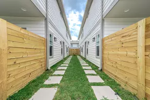 787 Fortune St, Houston, TX 77088 - Photo 30