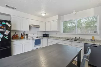 16131 Highlander Drive, Houston, TX 77082 - Photo 12
