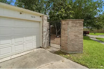 16131 Highlander Drive, Houston, TX 77082 - Photo 4