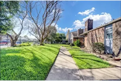 9550 Deering Drive #210, Houston, TX 77036 - Photo 4
