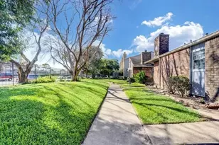 9550 Deering Dr, Houston, TX 77036 - Photo 4