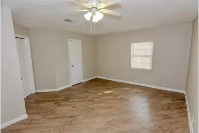904 Mobile Drive, Pasadena, TX 77506 - Photo 6