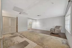 334 Biscayne Blvd, El Lago, TX 77586 - Photo 8
