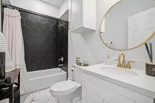 1401 Sydnor St, Houston, TX 77020 - Photo 12