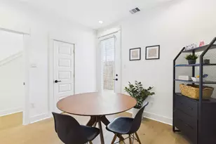 2426 Freeman St, Houston, TX 77009 - Photo 8