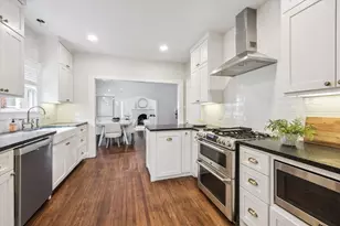 1935 W McKinney St, Houston, TX 77019 - Photo 10