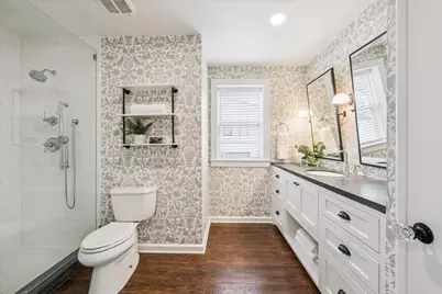 1935 W McKinney Street, Houston, TX 77019 - Photo 20