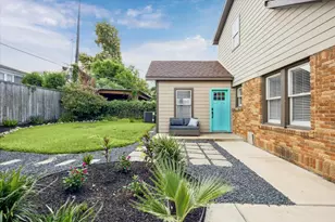 1935 W McKinney St, Houston, TX 77019 - Photo 28