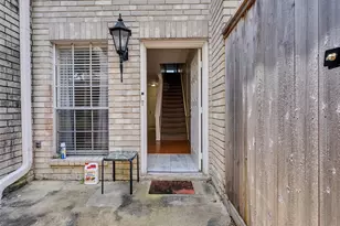 4001 Tanglewilde St, Houston, TX 77063 - Photo 4