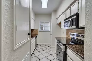 4001 Tanglewilde St, Houston, TX 77063 - Photo 10
