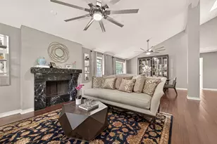 3311 Larkwood Ln, Sugar Land, TX 77479 - Photo 10